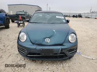 2018 Volkswagen Beetle S z VIN 3VWFD7AT5JM704416, wystawiony jako Copart lot #45387895 z przebiegiem 51 601 mil mil oraz Czysty tytuł • Clean title. Historia ofert i sprzedaży dostępna na DreamBid. Obrazek 5.