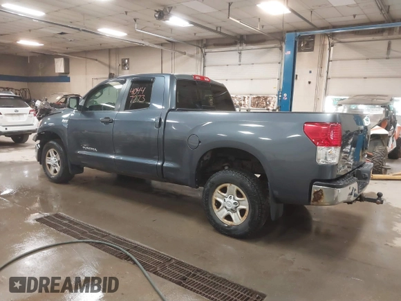 2010 Toyota Tundra 4WD Truck with VIN 5TFUM5F16AX006879, listed as a IAAI auction lot 40447273 with 219,498 mi miles. Bid and sale history available at carsss.com. Image 3.