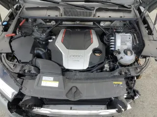 2020 Audi SQ5 Premium Plus with VIN WA1B4AFY4L2013451, listed as a Copart auction lot 52590665 with 33,551 mi miles and Salvage Title. Bid and sale history available at carsss.com. Image 12.