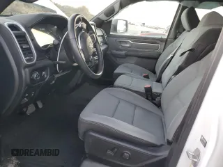 2022 Ram 1500 Big Horn z VIN 1C6SRFMT3NN453715, wystawiony jako Copart lot #85750684 z przebiegiem 17 104 mil mil oraz Szkoda całkowita • Salvage title. Historia ofert i sprzedaży dostępna na DreamBid. Obrazek 7.