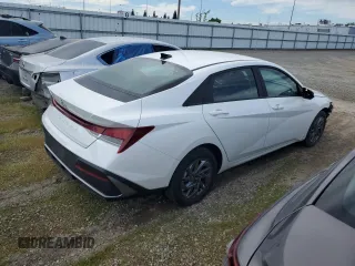 2024 Hyundai Elantra SEL with VIN KMHLM4DGXRU696092, listed as a Copart auction lot 51510445 with 18,745 mi miles and Non Repairable. Bid and sale history available at carsss.com. Image 3.