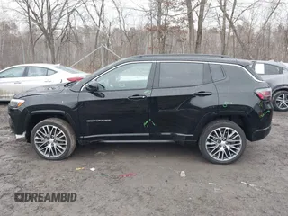2023 Jeep Compass Limited with VIN 3C4NJDCNXPT538459, listed as a IAAI auction lot 41717025 with 70,028 mi miles and . Bid and sale history available at carsss.com. Image 14.