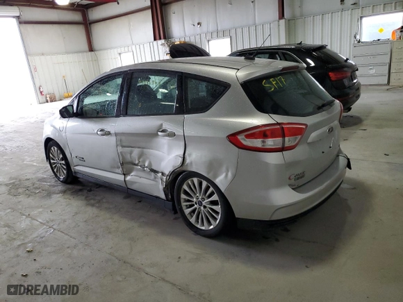 2017 Ford C-Max Energi SE with VIN 1FADP5EU9HL111247, listed as a Copart auction lot 40636843 with 198,435 mi miles. Bid and sale history available at carsss.com. Image 2.