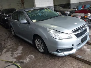2014 Subaru Legacy Premium z VIN 4S3BMBC61E3034561, wystawiony jako IAAI lot #42341227 z przebiegiem Nie podano mil oraz . Historia ofert i sprzedaży dostępna na DreamBid. Obrazek 1.