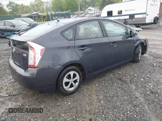 2015 Toyota Prius Four z VIN JTDKN3DU2F0439833, wystawiony jako IAAI lot #42216345 z przebiegiem 96 872 mil mil oraz . Historia ofert i sprzedaży dostępna na DreamBid. Obrazek 4.