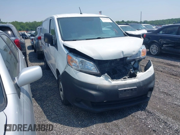 2017 Nissan NV200 S z VIN 3N6CM0KN3HK700011, wystawiony jako IAAI lot #42204398 z przebiegiem 160 660 mil mil oraz . Historia ofert i sprzedaży dostępna na DreamBid. Obrazek 1.