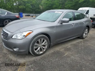 2012 Infiniti M z VIN JN1BY1AP3CM330170, wystawiony jako Copart lot #47458715 z przebiegiem 105 726 mil mil oraz Szkoda całkowita • Salvage title. Historia ofert i sprzedaży dostępna na DreamBid. Obrazek 1.