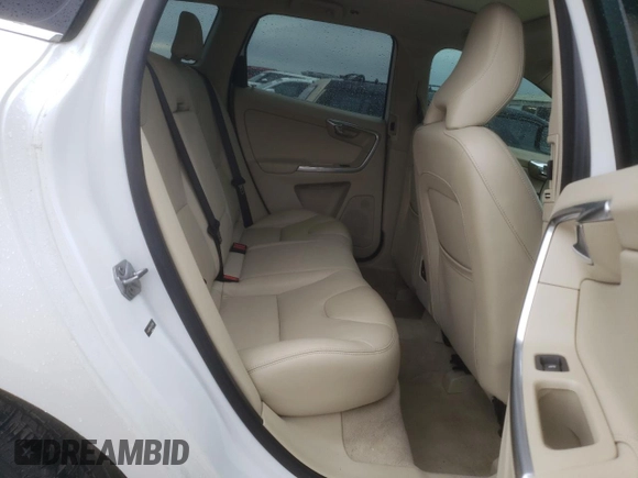2016 Volvo XC60 T6 Drive-E с VIN YV449MDK4G2785869, выставлен на аукционе Copart как лот 78851263 с пробегом 112 085 миль миль и . История ставок и продаж доступна на DreamBid. Изображение 11.