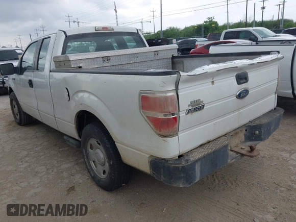 2009 Ford F-150 STX with VIN 1FTRX12W59KB75341, listed as a IAAI auction lot 42045577 with 195,427 mi miles and . Bid and sale history available at DreamBid. Image 3.