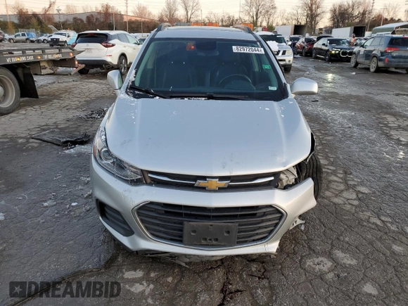 2020 Chevrolet Trax LT z VIN 3GNCJLSB7LL309957, wystawiony jako Copart lot #82972044 z przebiegiem 52 512 mil mil oraz Szkoda całkowita • Salvage title. Historia ofert i sprzedaży dostępna na DreamBid. Obrazek 5.