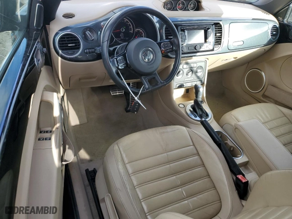 2013 Volkswagen Beetle Convertible 2.0T with VIN 3VW7T7AT7DM827646, listed as a Copart auction lot 85383884 with 88,235 mi miles and Salvage Title. Bid and sale history available at carsss.com. Image 8.