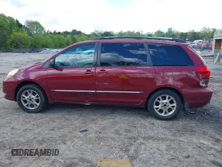 2004 Toyota Sienna XLE z VIN 5TDZA22CX4S087061, wystawiony jako IAAI lot #42021143 z przebiegiem 296 536 mil mil oraz . Historia ofert i sprzedaży dostępna na DreamBid. Obrazek 14.