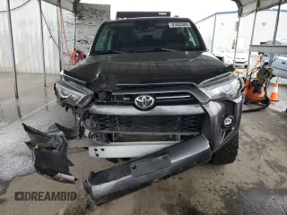 2021 Toyota 4Runner SR5 Premium with VIN JTENU5JR9M5917110, listed as a Copart auction lot 81633384 with 52,679 mi miles and Salvage title. Bid and sale history available at DreamBid. Image 5.