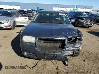 2007 Chrysler 300 C z VIN 2C3LK63H47H714753, wystawiony jako Copart lot #79659704 z przebiegiem 225 292 mil mil oraz Czysty tytuł • Clean title. Historia ofert i sprzedaży dostępna na DreamBid. Obrazek 5.