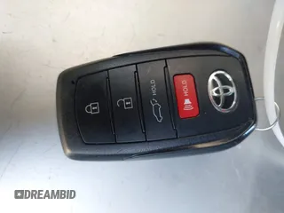 2024 Toyota Prius LE z VIN JTDACAAU0R3034244, wystawiony jako IAAI lot #42312682 z przebiegiem 4 102 mil mil oraz . Historia ofert i sprzedaży dostępna na DreamBid. Obrazek 11.