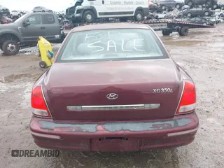 2003 Hyundai XG with VIN KMHFU45E43A257473, listed as a IAAI auction lot 41385881 with 184,165 mi miles. Bid and sale history available at carsss.com. Image 17.