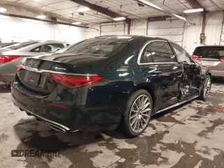 2022 Mercedes-Benz S-Class S 500 with VIN W1K6G6DB7NA068646, listed as a IAAI auction lot 41534167 with 17,931 mi miles. Bid and sale history available at carsss.com. Image 4.