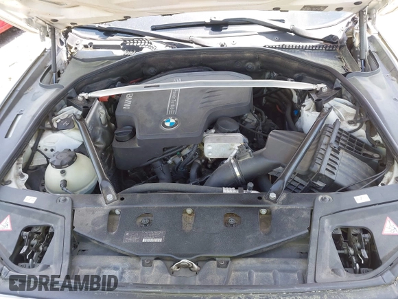 2013 BMW 5 Series 528i xDrive with VIN WBAXH5C52DD113388, listed as a IAAI auction lot 41997250 with 145,990 mi miles and . Bid and sale history available at carsss.com. Image 10.