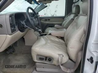 2000 GMC Yukon XL SLT with VIN 3GKFK16T9YG117437, listed as a Copart auction lot 50550415 with 267,523 mi miles and Salvage Title. Bid and sale history available at carsss.com. Image 7.