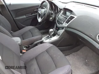 2013 Chevrolet Cruze 1LT with VIN 1G1PC5SB7D7203331, listed as a IAAI auction lot 42142672 with 189,883 mi miles and . Bid and sale history available at DreamBid. Image 5.