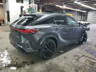 2024 Lexus RX 500h F Sport Performance z VIN 2T2BCMEA2RC011119, wystawiony jako Copart lot #45760425 z przebiegiem Nie podano mil oraz Szkoda całkowita • Salvage title. Historia ofert i sprzedaży dostępna na DreamBid. Obrazek 3.