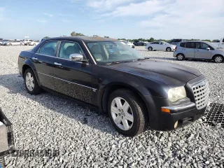 2006 Chrysler 300 C with VIN 2C3KK63HX6H277240, listed as a Copart auction lot 54401955 with 94,469 mi miles and Clean Title. Bid and sale history available at carsss.com. Image 4.