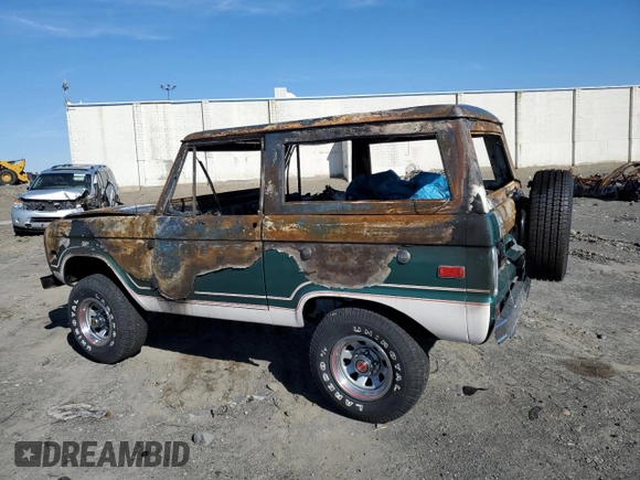1975 Ford Bronco with VIN U15GLV42632, listed as a Copart auction lot 71173504 with Not provided miles and Salvage title. Bid and sale history available at DreamBid. Image 2.
