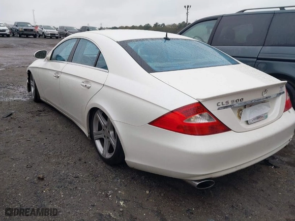 2006 Mercedes-Benz CLS-Class with VIN WDDDJ75X76A054546, listed as a IAAI auction lot 41872515 with 120,115 mi miles. Bid and sale history available at carsss.com. Image 3.