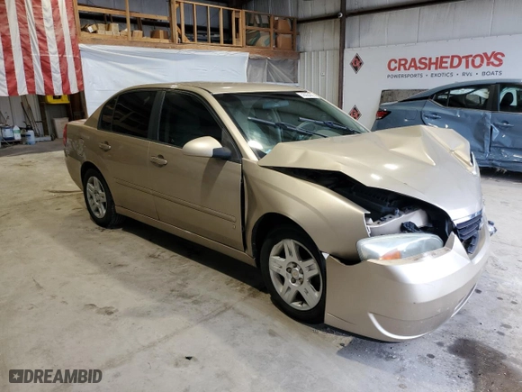 2006 Chevrolet Malibu LT w/0LT with VIN 1G1ZT51F76F111979, listed as a Copart auction lot 43924565 with 170,252 mi miles and Salvage Title. Bid and sale history available at carsss.com. Image 4.
