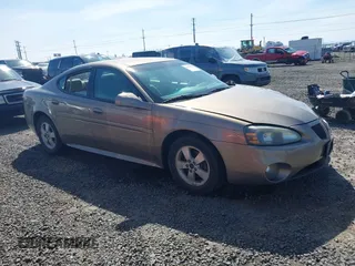 2006 Pontiac Grand Prix with VIN 2G2WP552361129476, listed as a IAAI auction lot 41851811 with 171,958 mi miles. Bid and sale history available at carsss.com. Image 1.