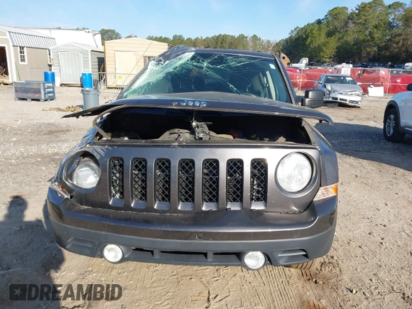 2014 Jeep Patriot Latitude with VIN 1C4NJPFB7ED856531, listed as a IAAI auction lot 41686649 with 107,889 mi miles and . Bid and sale history available at carsss.com. Image 11.