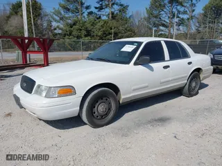 2008 Ford Police Interceptor with VIN 2FAFP71V98X144920, listed as a IAAI auction lot 41708440 with 220,381 mi miles. Bid and sale history available at carsss.com. Image 17.