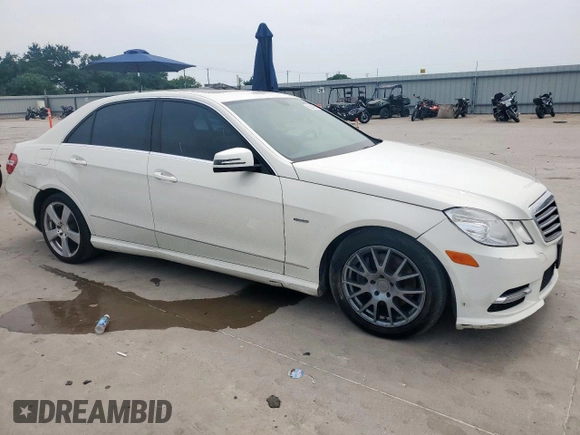 2012 Mercedes-Benz E 350 Luxury с VIN WDDHF5KB5CA593453, выставлен на аукционе Copart как лот 56346385 с пробегом 174 023 миль миль и Списание • Salvage title. История ставок и продаж доступна на DreamBid. Изображение 4.