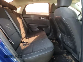 2019 Kia Forte S z VIN 3KPF34AD2KE069132, wystawiony jako Copart lot #46900735 z przebiegiem 132 342 mil mil oraz Szkoda całkowita • Salvage title. Historia ofert i sprzedaży dostępna na DreamBid. Obrazek 10.