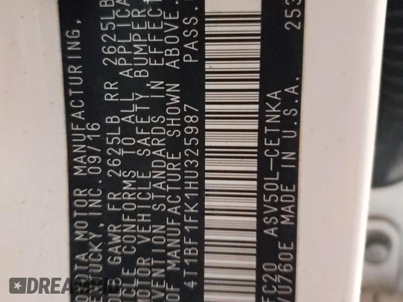 2017 Toyota Camry XLE z VIN 4T1BF1FK1HU325987, wystawiony jako Copart lot #87043914 z przebiegiem 107 307 mil mil oraz Szkoda całkowita • Salvage title. Historia ofert i sprzedaży dostępna na DreamBid. Obrazek 12.