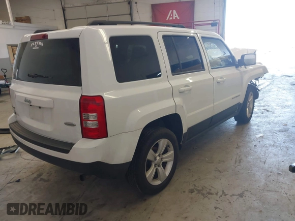 2015 Jeep Patriot High Altitude with VIN 1C4NJRFB6FD333031, listed as a IAAI auction lot 41820997 with 134,847 mi miles and . Bid and sale history available at carsss.com. Image 4.