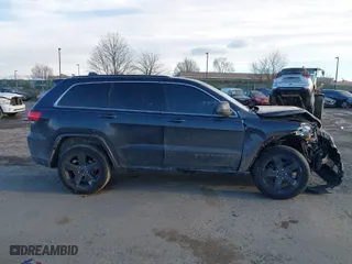 2015 Jeep Grand Cherokee Altitude with VIN 1C4RJFAG2FC631228, listed as a IAAI auction lot 41447896 with 1 mi miles. Bid and sale history available at carsss.com. Image 14.