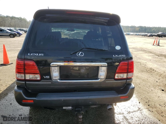 2007 Lexus LX 470 with VIN JTJHT00W374020211, listed as a Copart auction lot 81107884 with 232,240 mi miles and Salvage Title. Bid and sale history available at carsss.com. Image 6.
