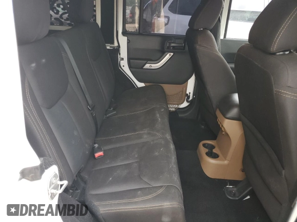 2016 Jeep Wrangler Unlimited Sahara with VIN 1C4BJWEG6GL215468, listed as a Copart auction lot 55512935 with 155,030 mi miles and Salvage title. Bid and sale history available at DreamBid. Image 10.