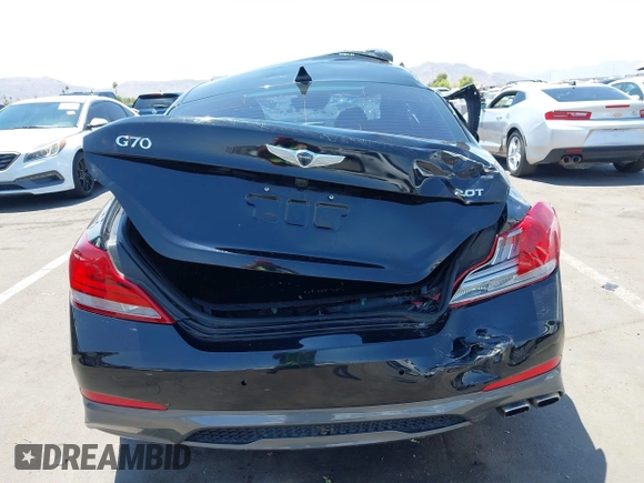 2020 Genesis G70 2.0T z VIN KMTG34LA0LU055791, wystawiony jako IAAI lot #42612619 z przebiegiem 74 582 mil mil oraz . Historia ofert i sprzedaży dostępna na DreamBid. Obrazek 16.