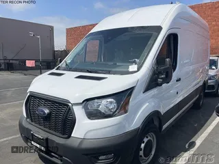 2023 Ford Transit Cargo with VIN 1FTBR1X85PKC01942, listed as a IAAI auction lot 42845488 with 726 mi miles and . Bid and sale history available at DreamBid. Image 4.