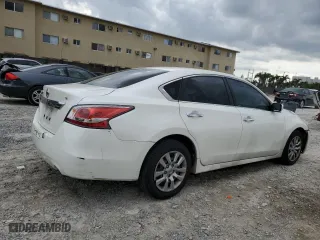 2015 Nissan Altima 2.5 SV with VIN 1N4AL3AP9FC212952, listed as a Copart auction lot 76380024 with 101,646 mi miles and Salvage Title. Bid and sale history available at carsss.com. Image 3.