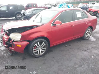 2006 Volkswagen Jetta 2.5L z VIN 3VWSF71KX6M681223, wystawiony jako IAAI lot #41645643 z przebiegiem 72 631 mil mil oraz . Historia ofert i sprzedaży dostępna na DreamBid. Obrazek 2.