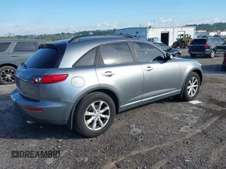 2006 Infiniti FX with VIN JNRAS08U56X101878, listed as a IAAI auction lot 42143716 with 173,266 mi miles. Bid and sale history available at carsss.com. Image 4.