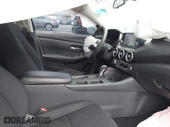 2022 Nissan Sentra S with VIN 3N1AB8BV6NY213976, listed as a IAAI auction lot 41529434 with 28,151 mi miles. Bid and sale history available at carsss.com. Image 5.