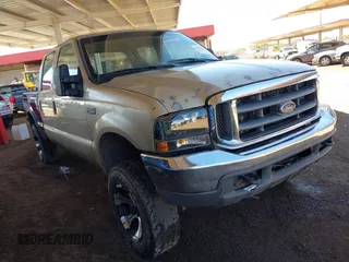 2001 Ford Super Duty F-250 XL with VIN 3FTNW21F41MA12380, listed as a IAAI auction lot 41842253 with 359,161 mi miles. Bid and sale history available at carsss.com. Image 1.