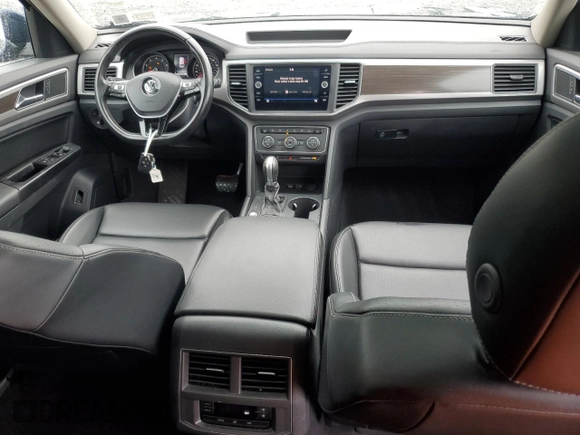 2019 Volkswagen Atlas SE with VIN 1V2UR2CA8KC597096, listed as a Copart auction lot 57997475 with 48,055 mi miles and Salvage title. Bid and sale history available at DreamBid. Image 8.