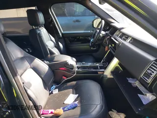 2019 Land Rover Range Rover with VIN SALGS5RE7KA547860, listed as a IAAI auction lot 41523648 with 1 mi miles. Bid and sale history available at carsss.com. Image 5.