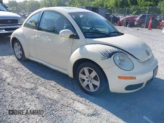 2007 Volkswagen Beetle with VIN 3VWRW31C57M521929, listed as a IAAI auction lot 42722442 with 133,288 mi miles and . Bid and sale history available at DreamBid. Image 1.