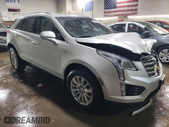 2018 Cadillac XT5 AWD with VIN 1GYKNBRS6JZ193224, listed as a Copart auction lot 44047695 with 105,654 mi miles and Salvage title. Bid and sale history available at DreamBid. Image 4.